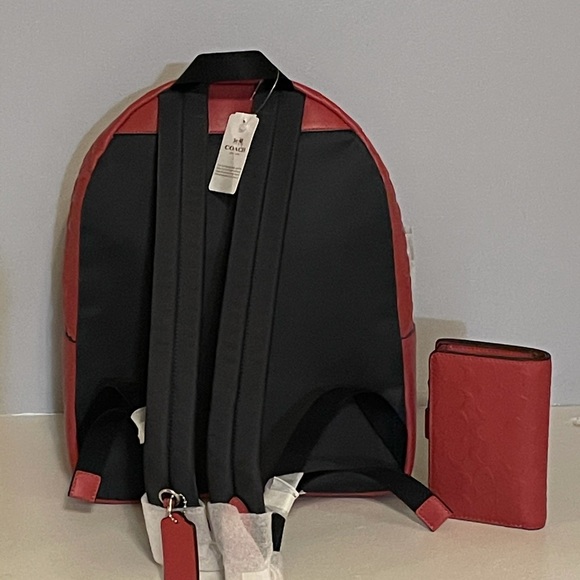 Embossed Charlie backpack set - Picture 5 of 12